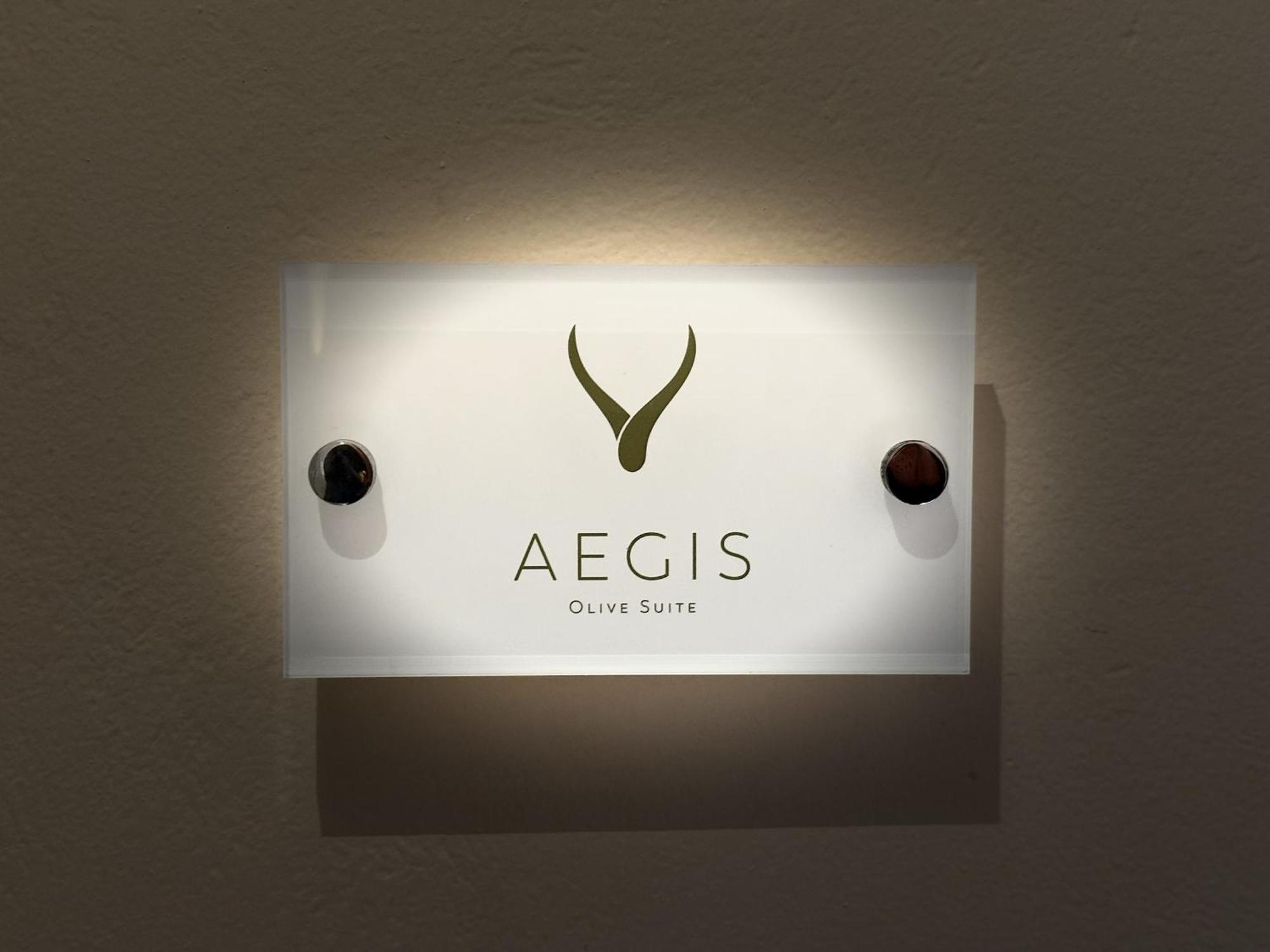 Aegis Filoppapou - Olive * Athens